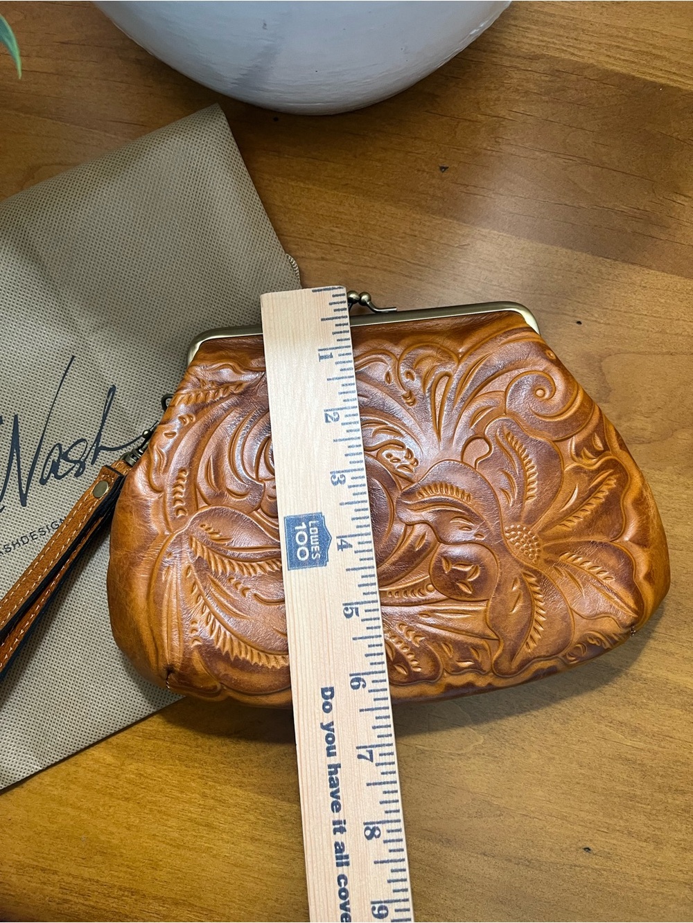 Patricia Nash Savena Burnished Tooled Leather Kiss-Lock Wristlet in Cognac Brown - Picture 8 of 9